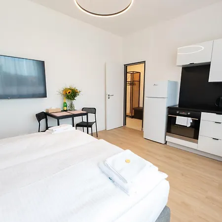 Post 120 Hotel Prag