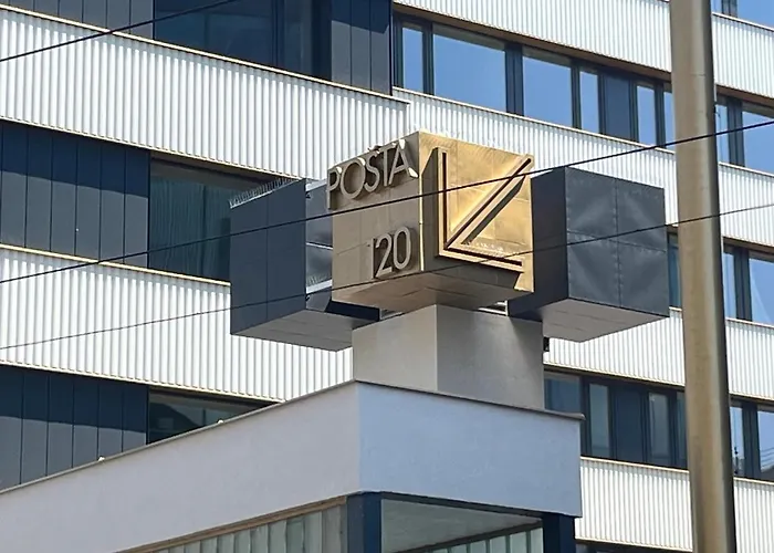 Post 120 Hotel