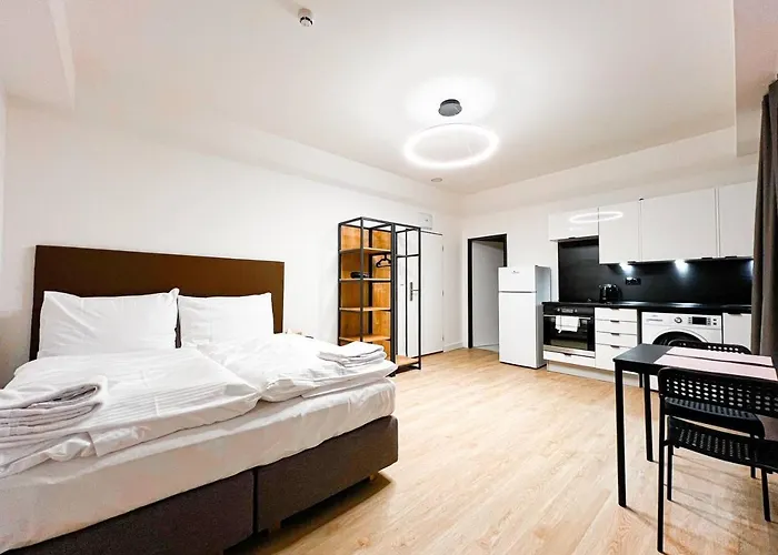 Post 120 Hotel