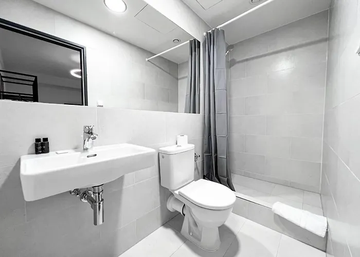 Post 120 Hotel