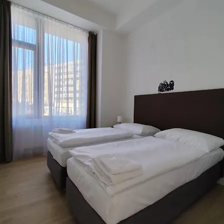 Hotel Post 120 Prague