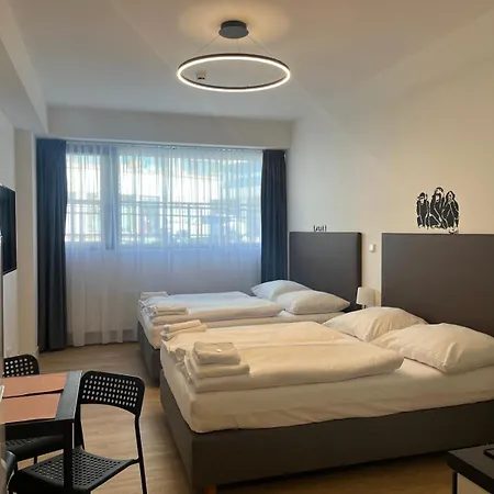 Post 120 Hotel Prague